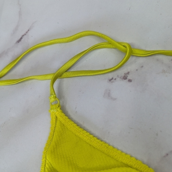 Good American Swim Top Women 1 2 S M Small Crinkle Tiny Ties Yellow Bikini - Picture 9 of 13